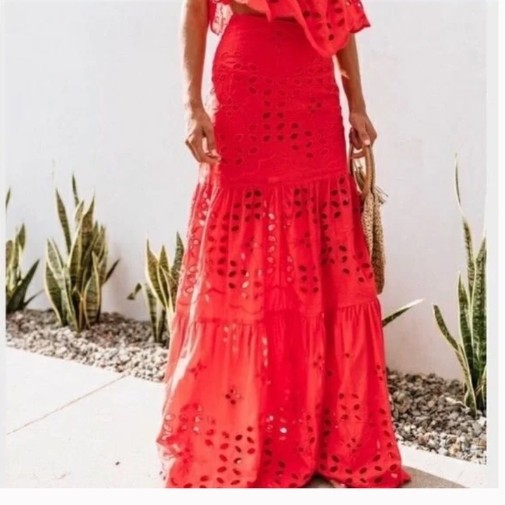 Elegant Red Lace Maxi Skirt
